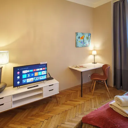 Dlouha With Balcony * Prag