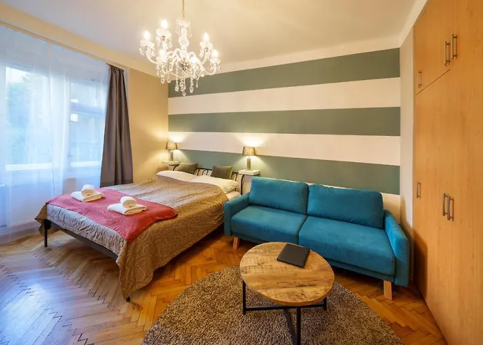 Appartement Old Town - 2 With Balcony Dlouha