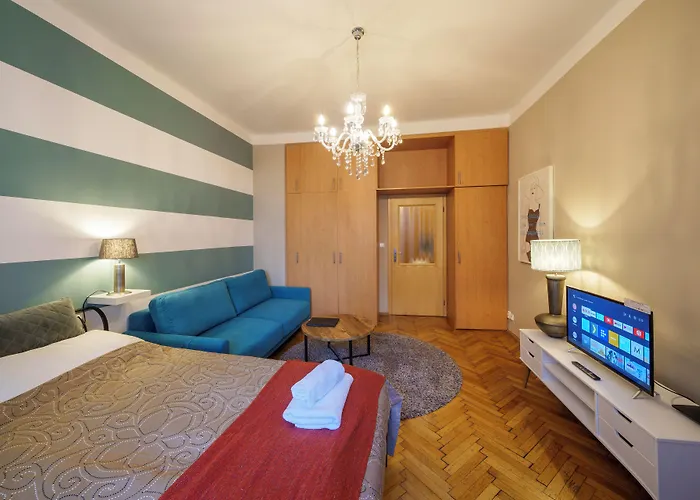 Appartement Old Town - 2 With Balcony Dlouha